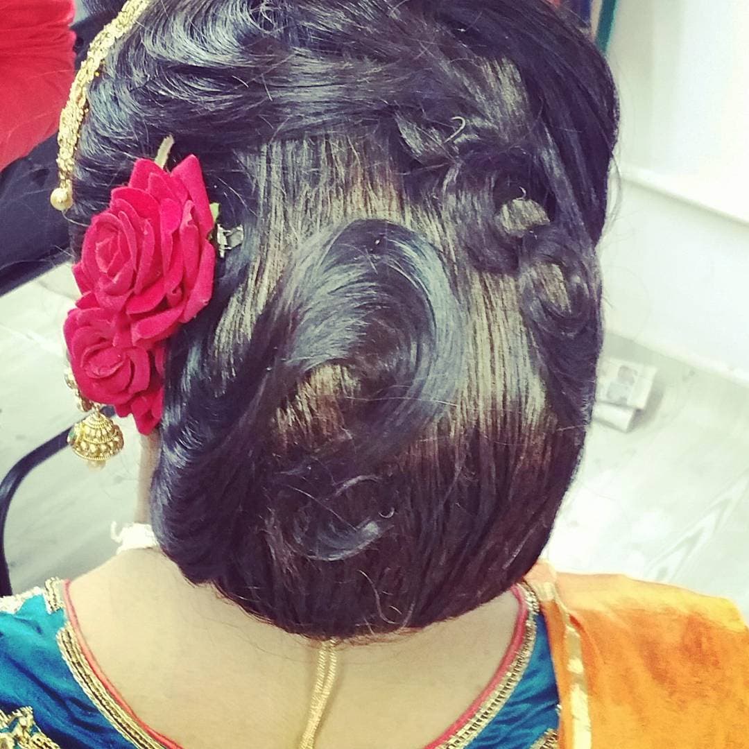 K Shree Bridal Salon