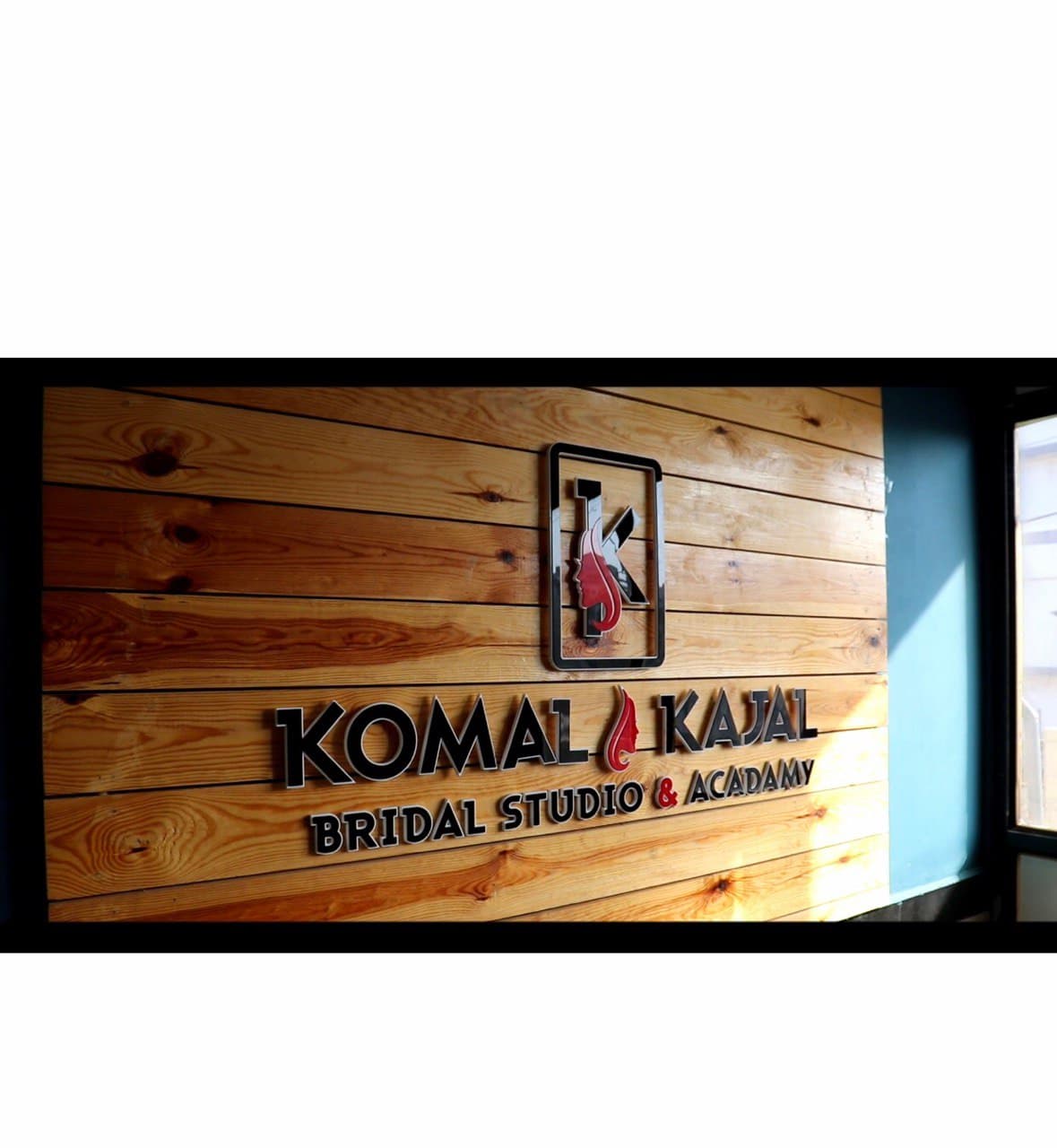 komalkajal Bridal Studio & Acadamy