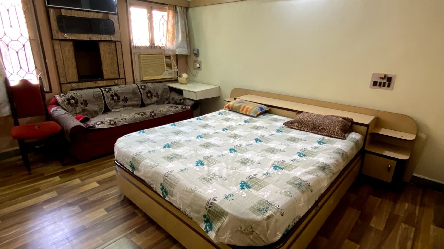 Krishna Paying guest