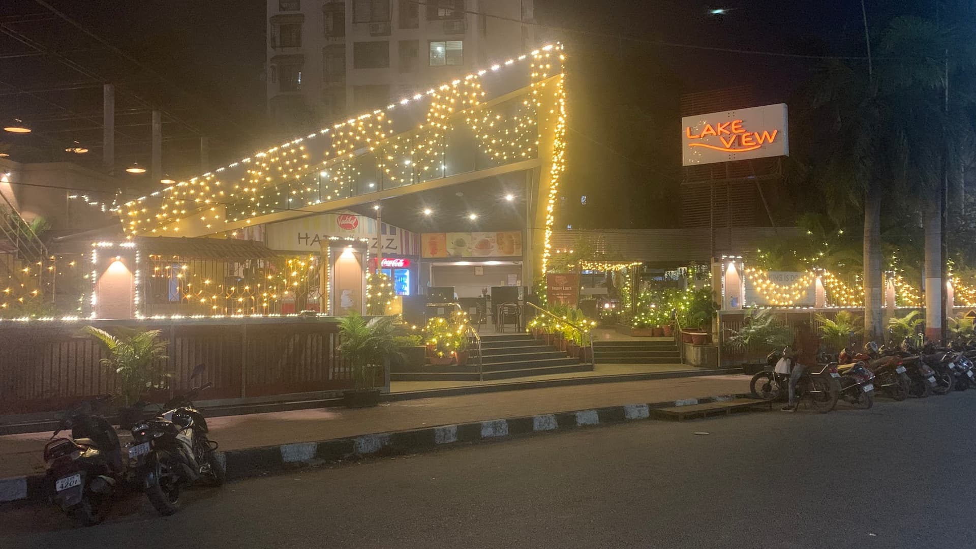 Lake View Restaurant