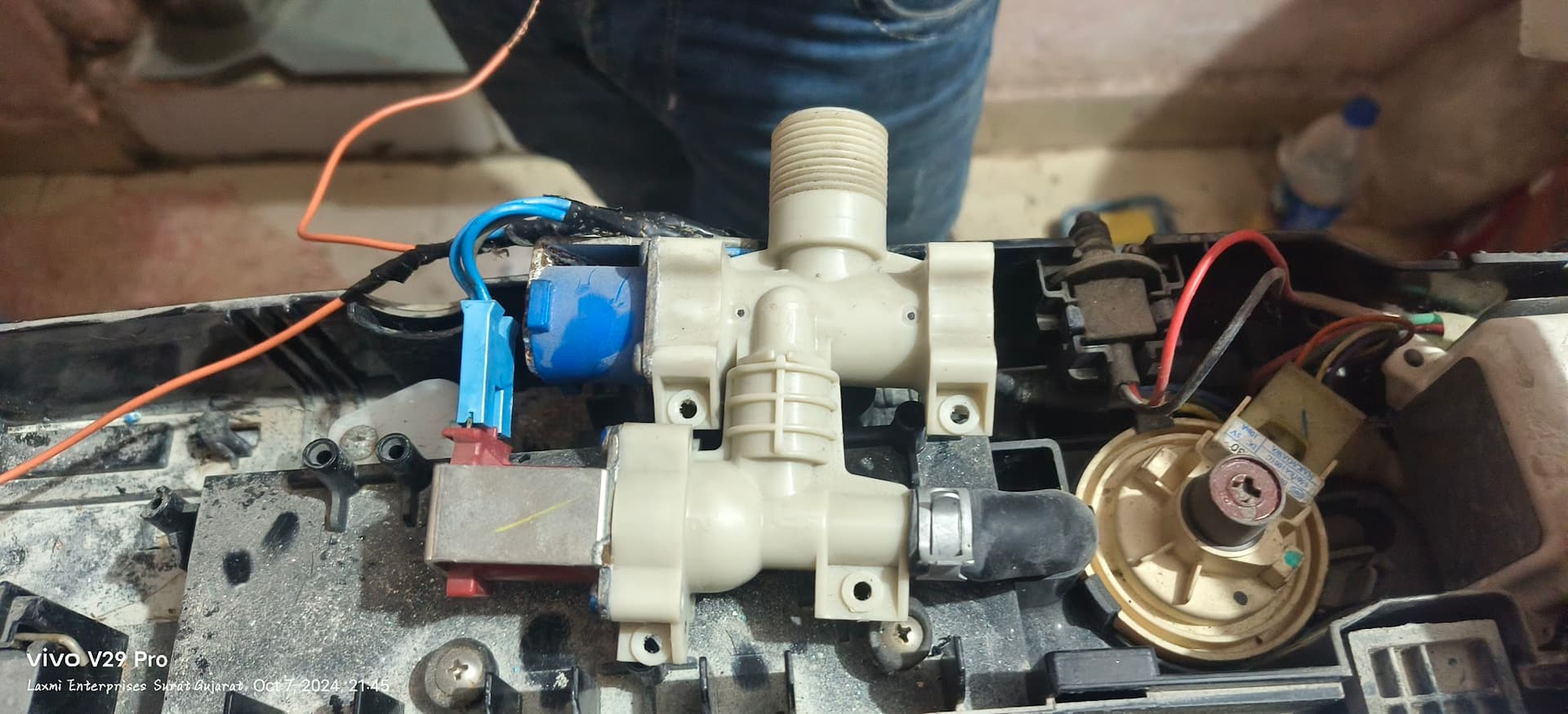 Laxmi Enterprise LG/Samsung/Whirlpool service centre 24×7