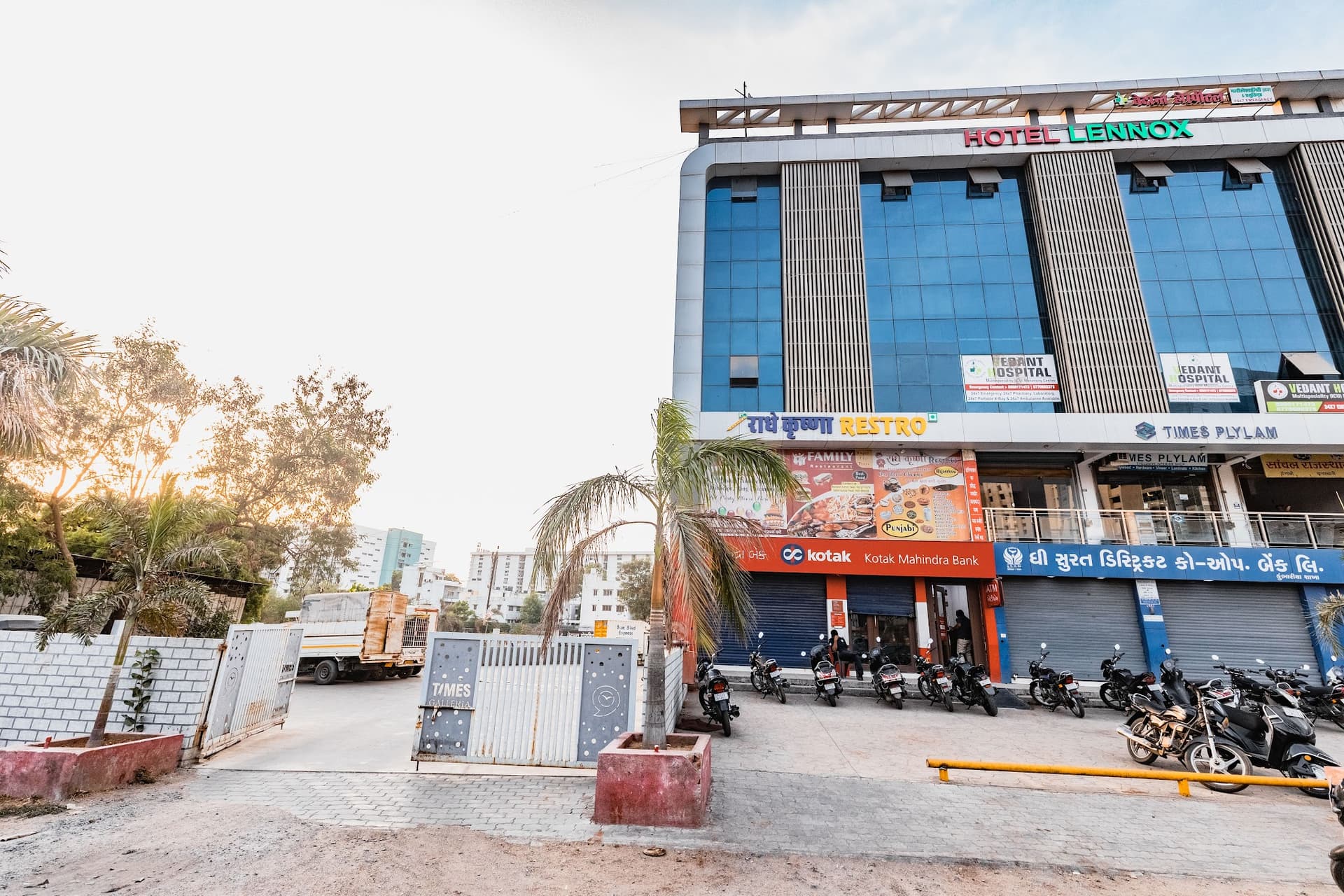 Lennox Hotel