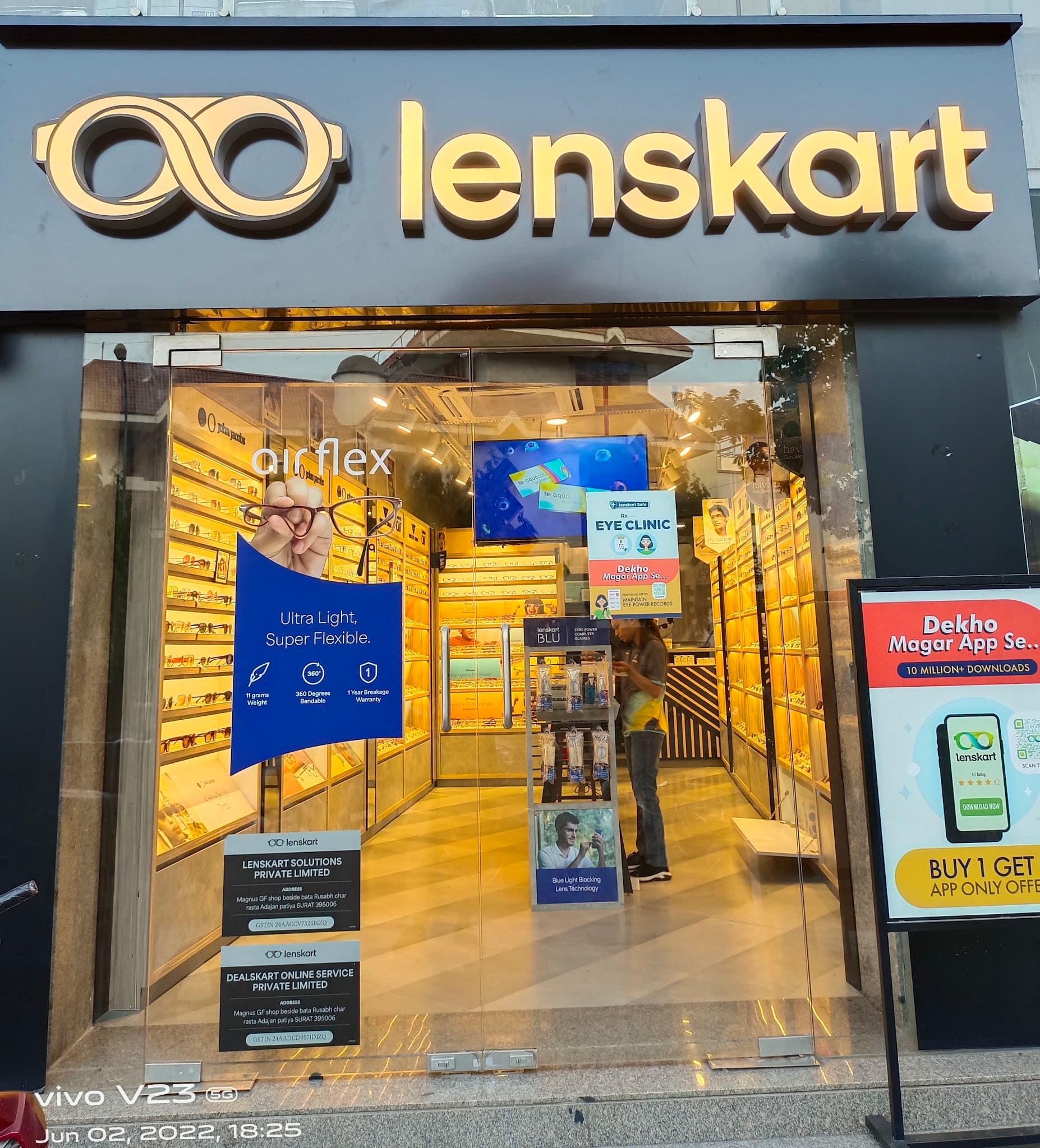 Lenskart.com