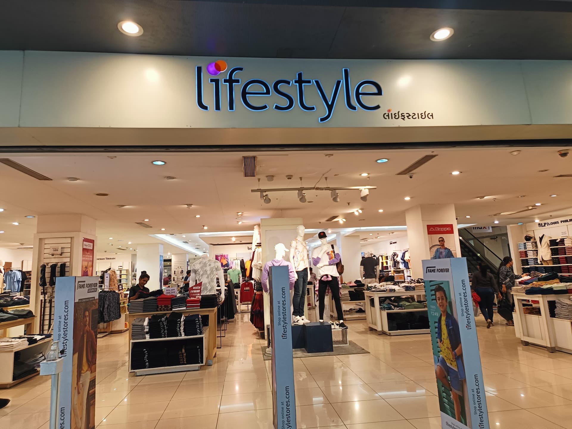 Lifestyle Stores
