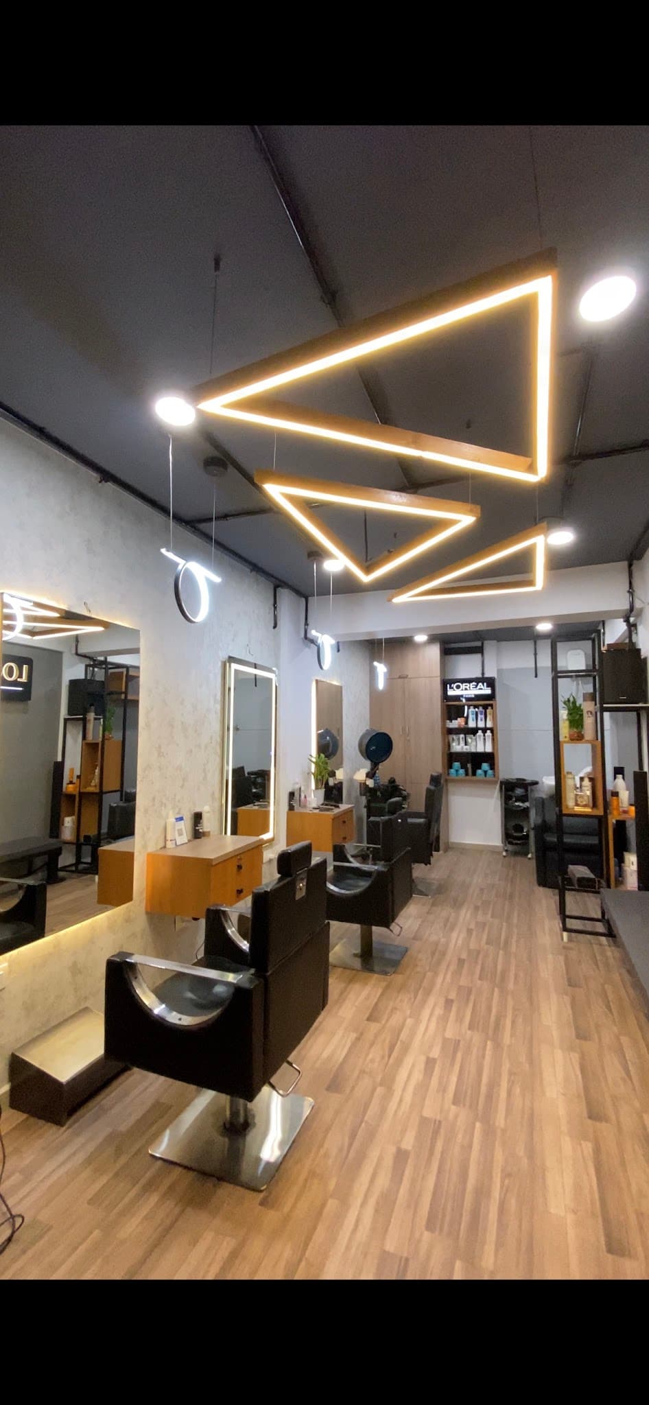 Look Well Men's Salon & Spa