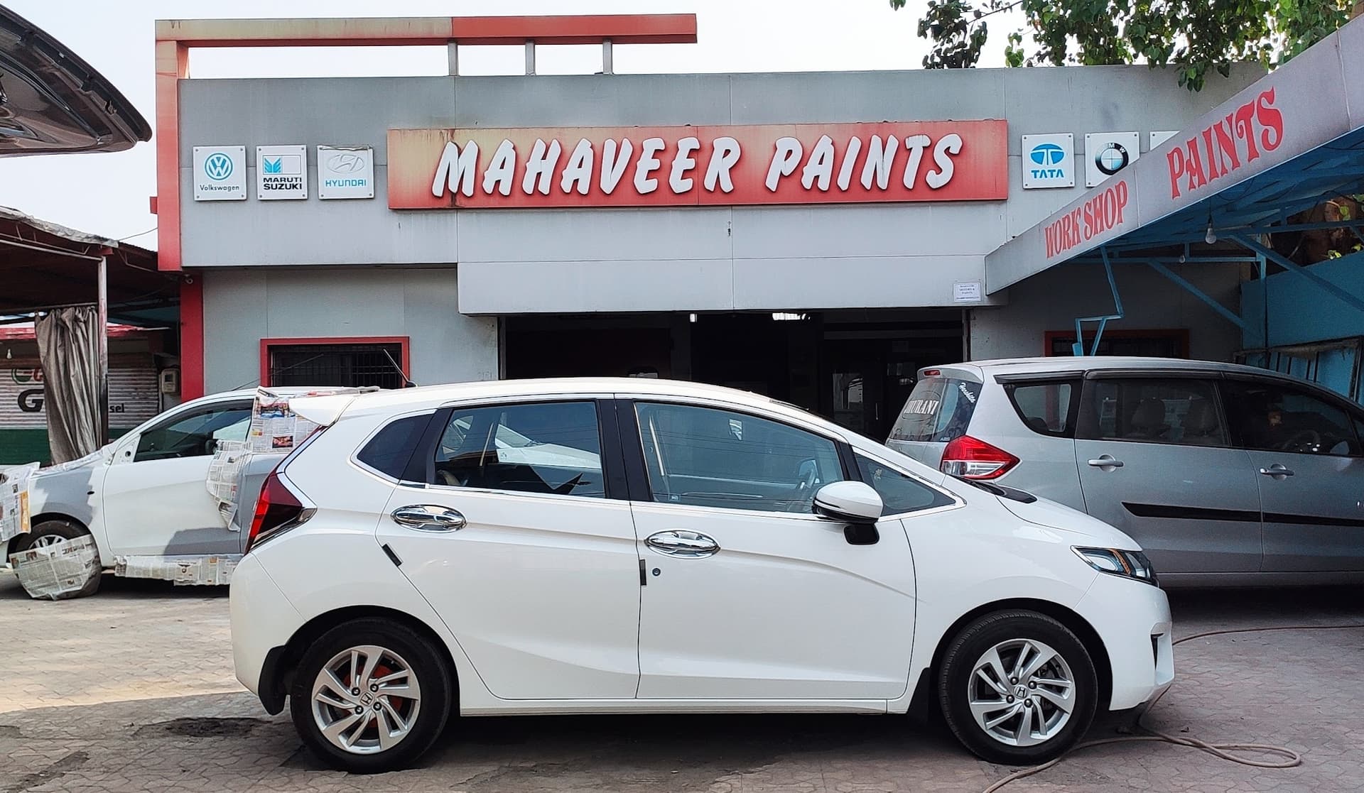 Mahaveer Motors Paints