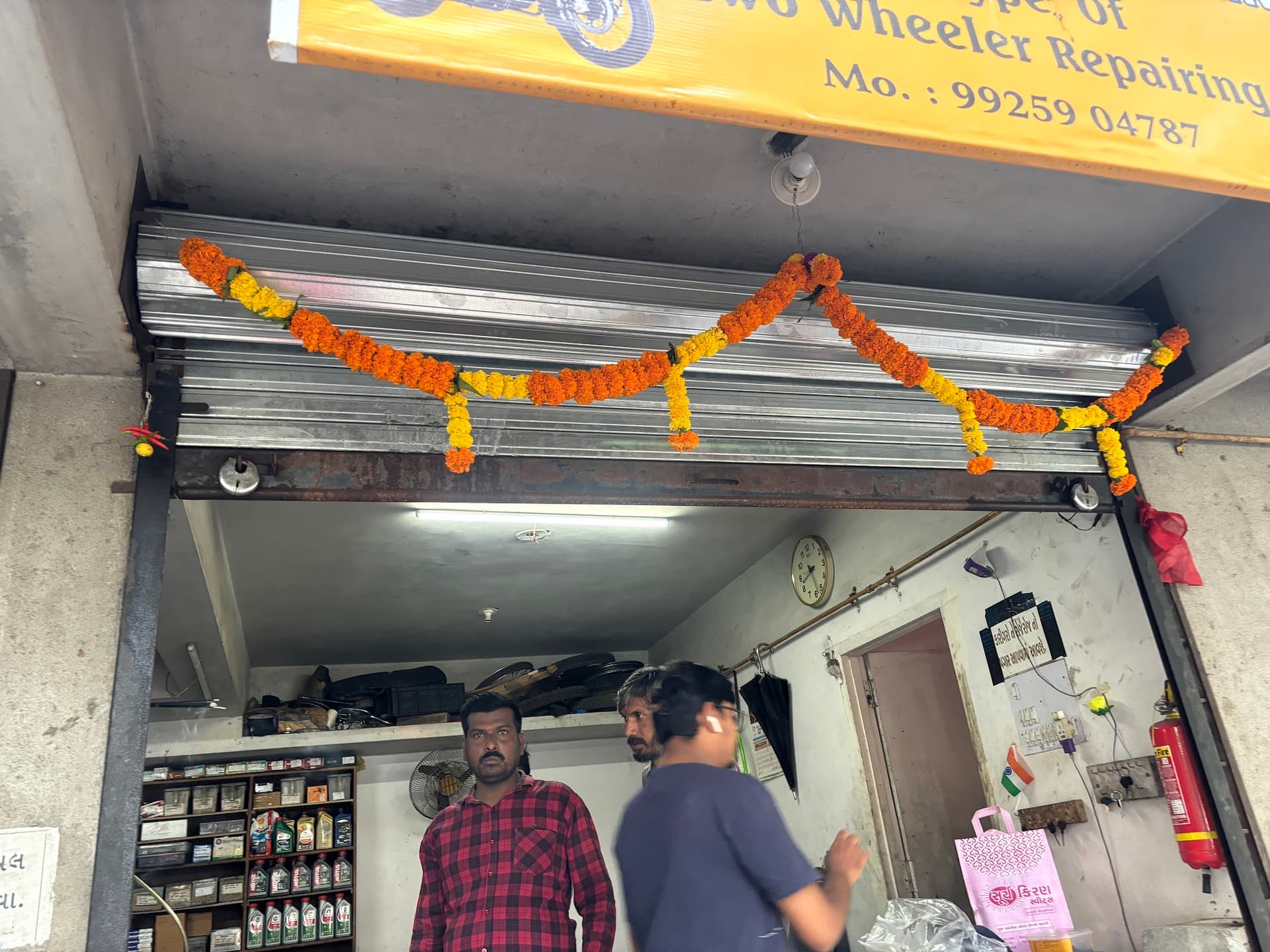 Manoj Auto Garage & Service