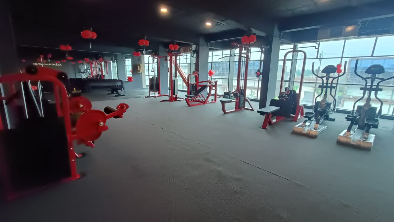 Mantraa Gym- Premium gym in bardoli