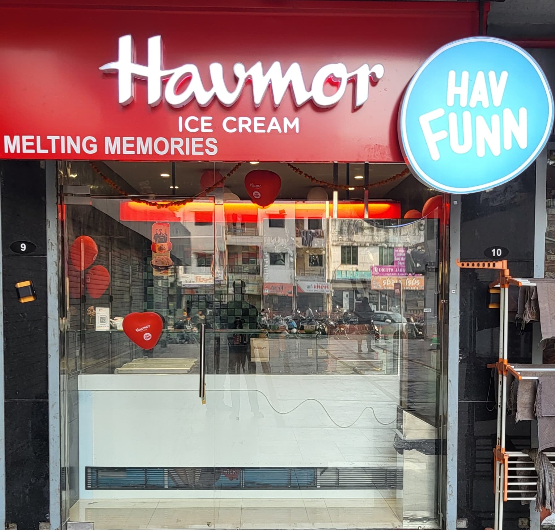 Melting Memories Havmor Hav Funn Icecream
