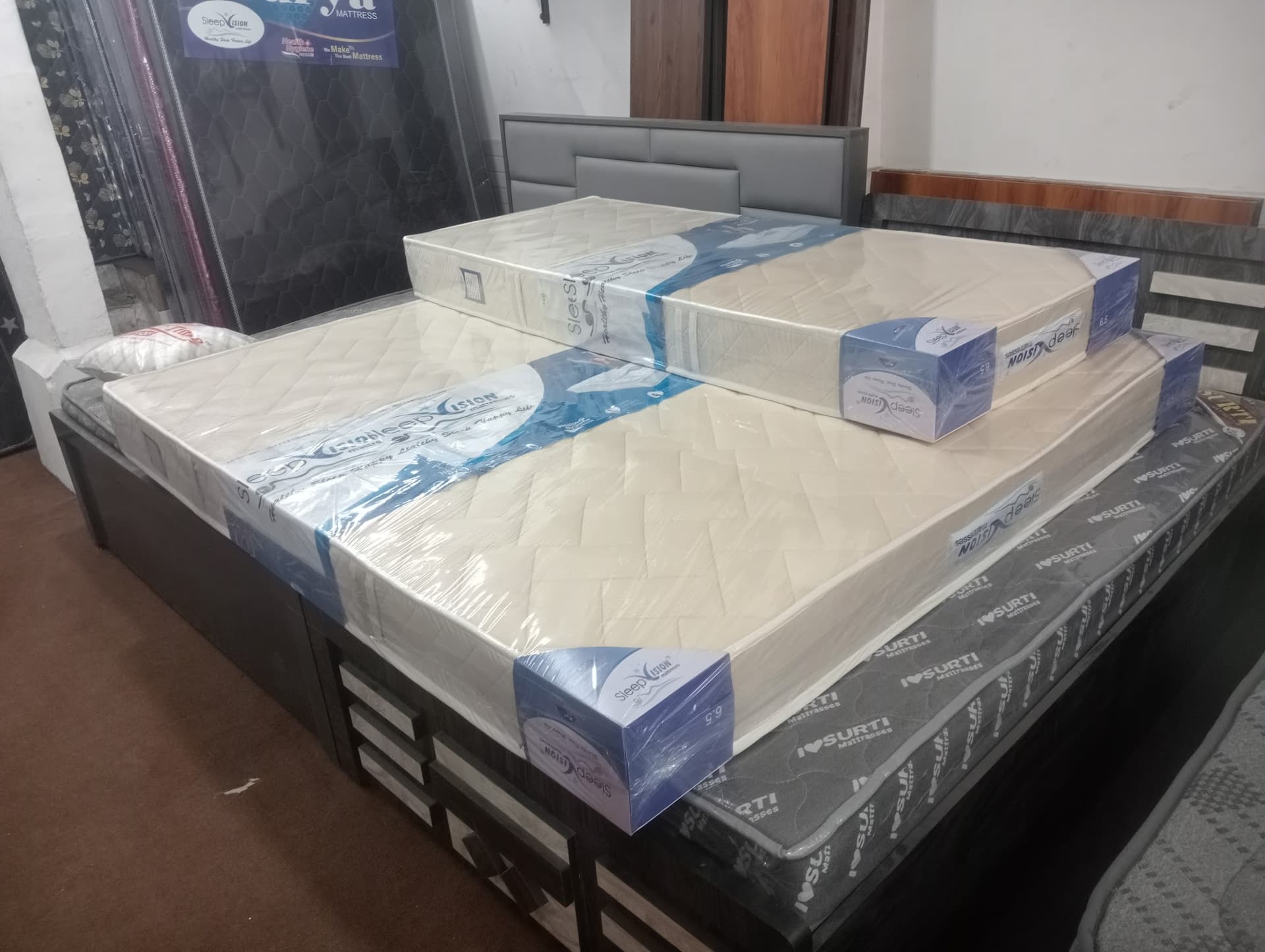 Moonrise Furniture & Mattress House