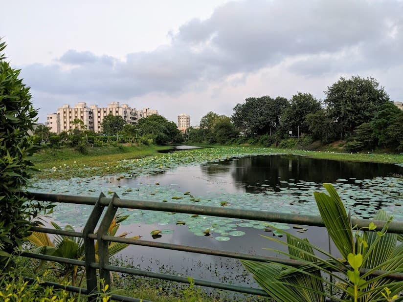 Mota Varachha Lake Garden