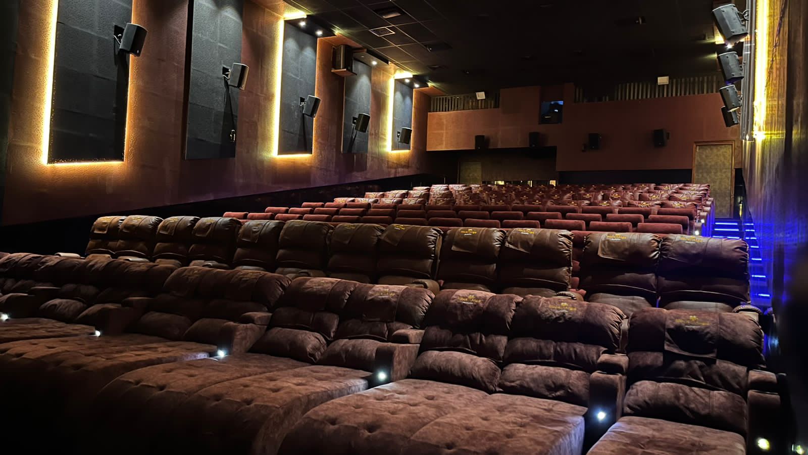 Movie Angle Multiplex