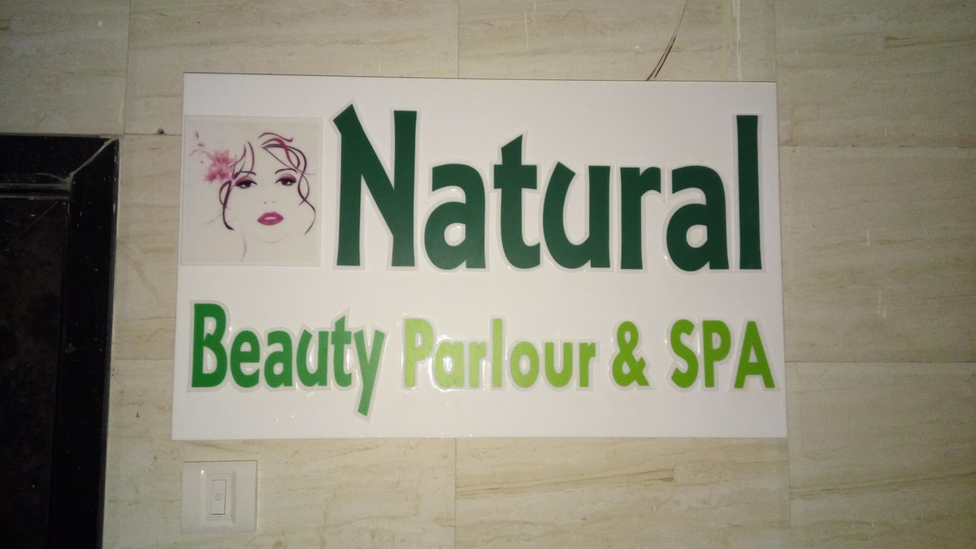 Natural Beauty Parlour