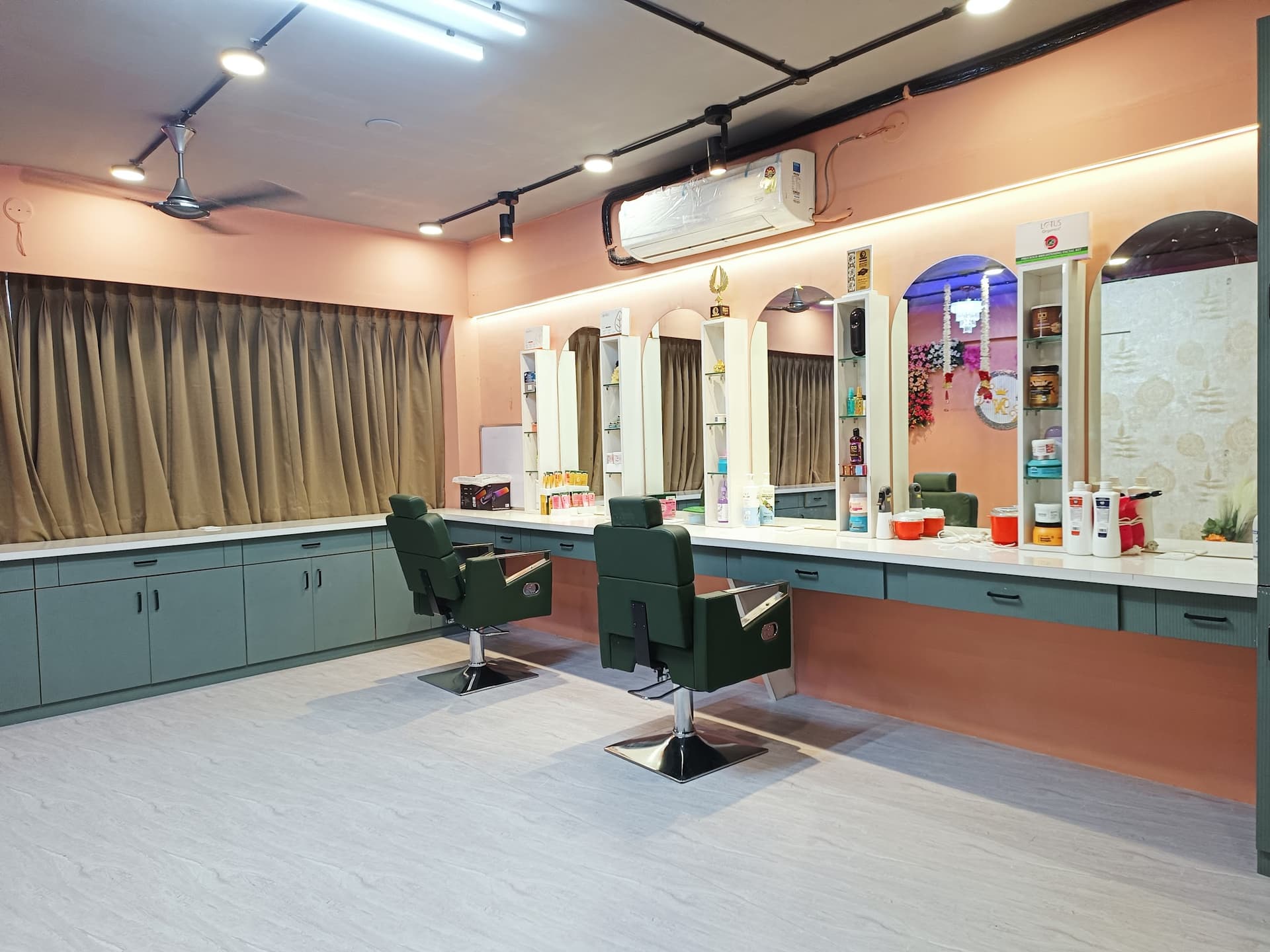 Neelam's Makeup Studio