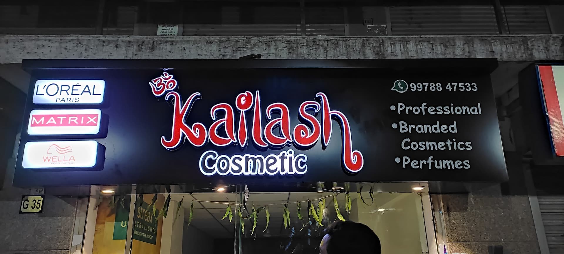 OM KAILASH COSMETICS