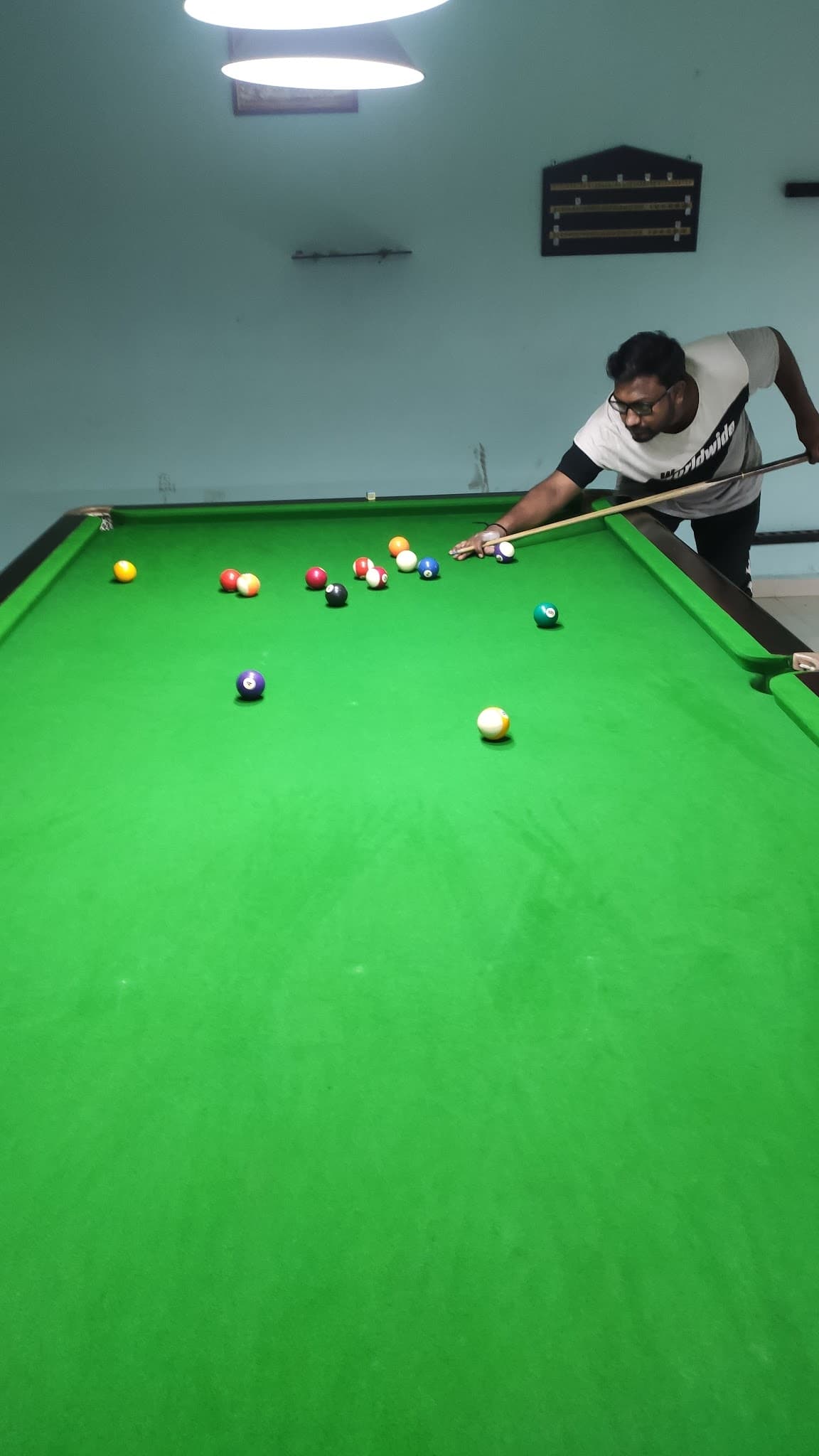 ONE SHOT GAME ZONE ( SURAT)