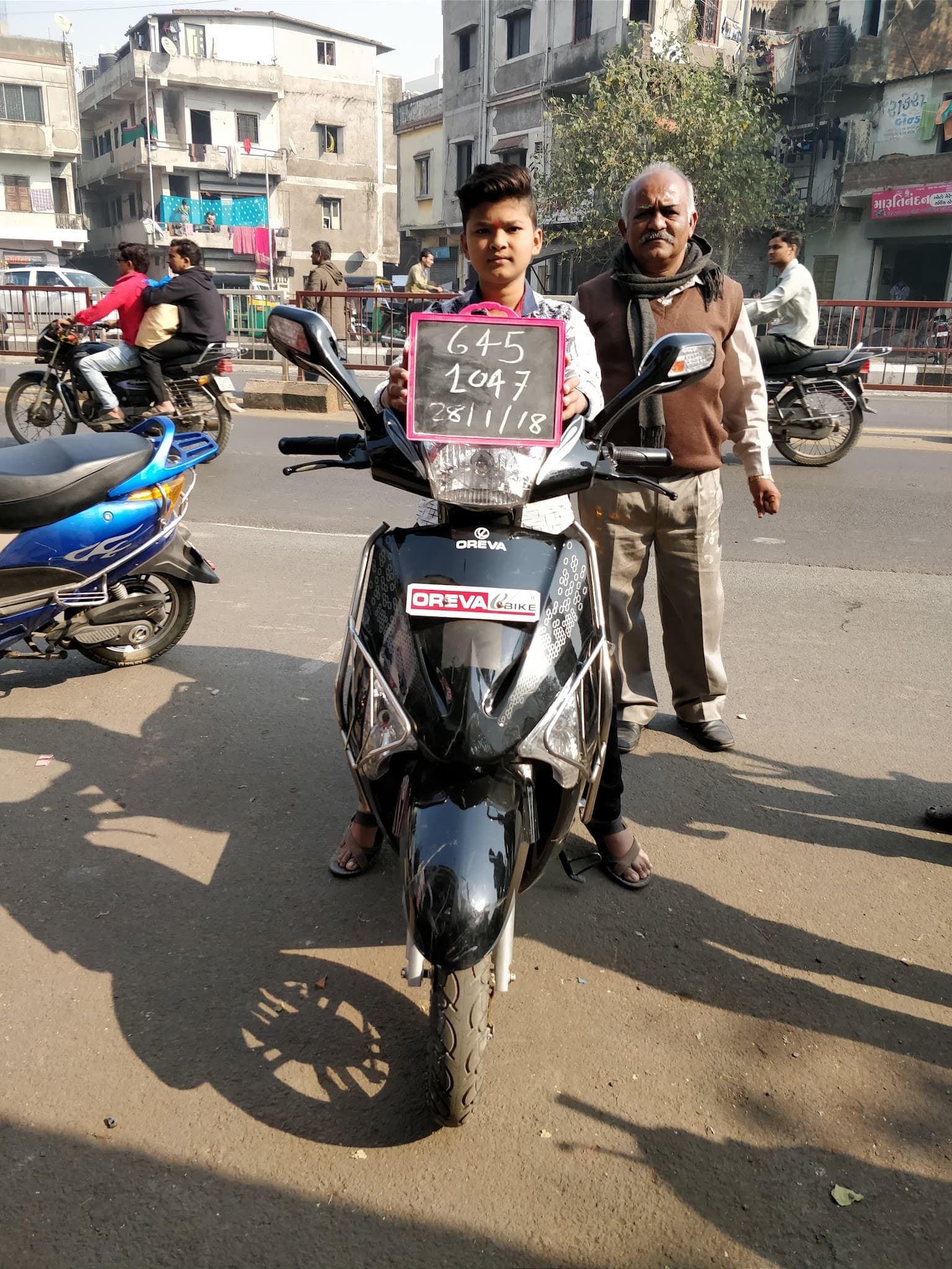 Oreva E Bike BSR AUTOMOBILES -Showroom