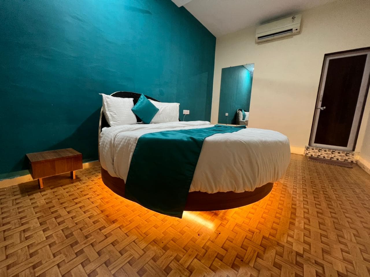 OYO 90741 Spider Hotel