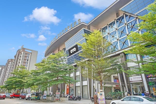 OYO Flagship 81011C Hotel Pacific