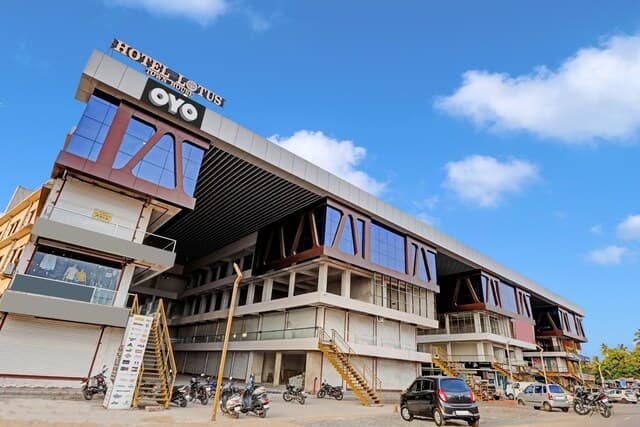 OYO Flagship 811566 Hotel Lotus