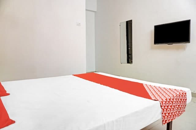 OYO Hotel Kasturie Palace