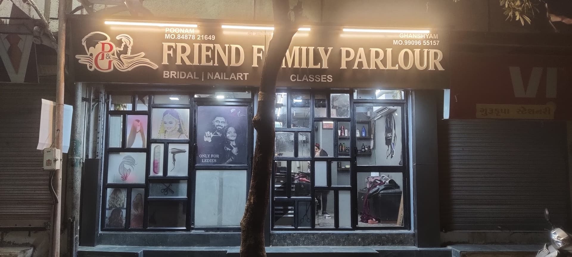 P & G Friend Family Parlour