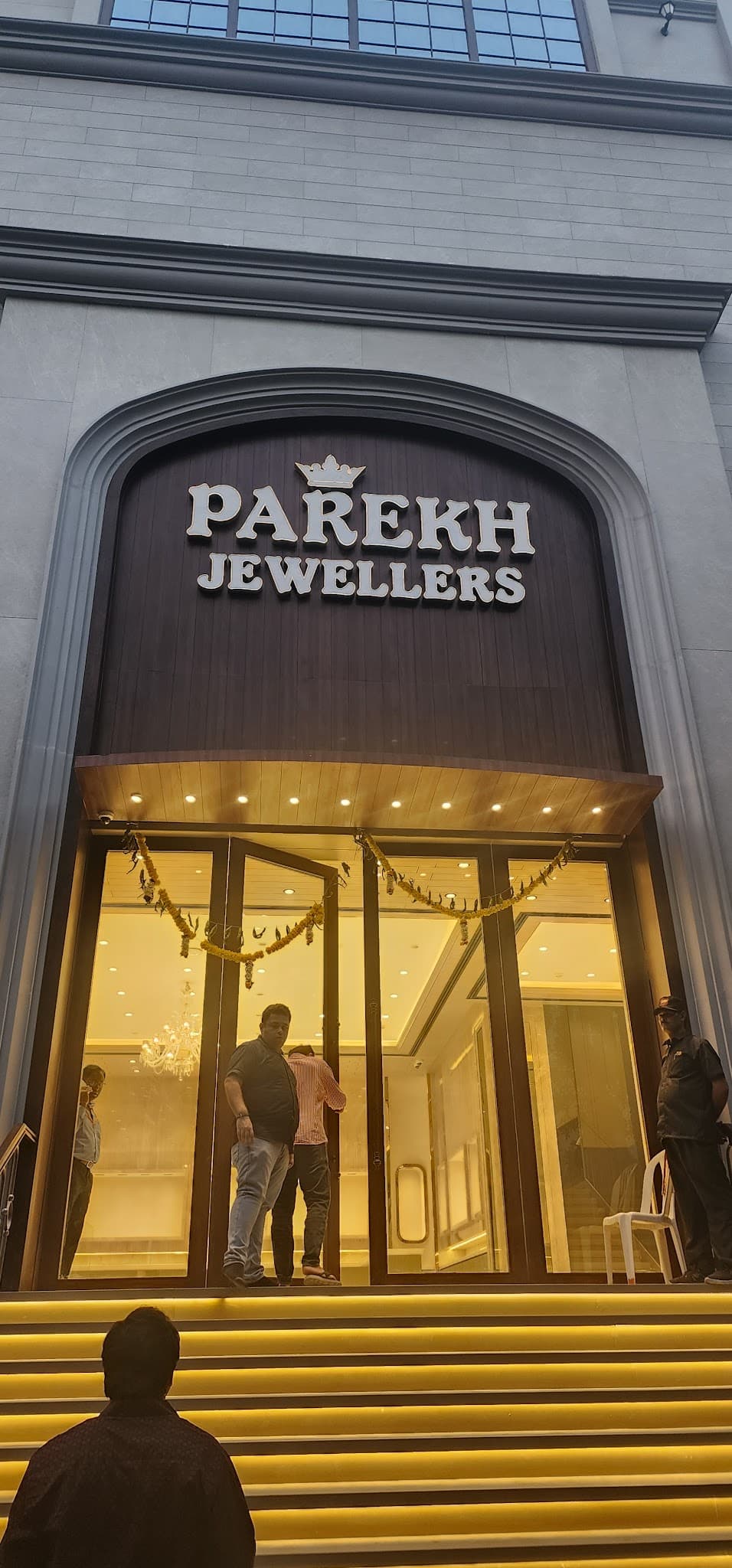 PAREKH JEWELLERS LTD