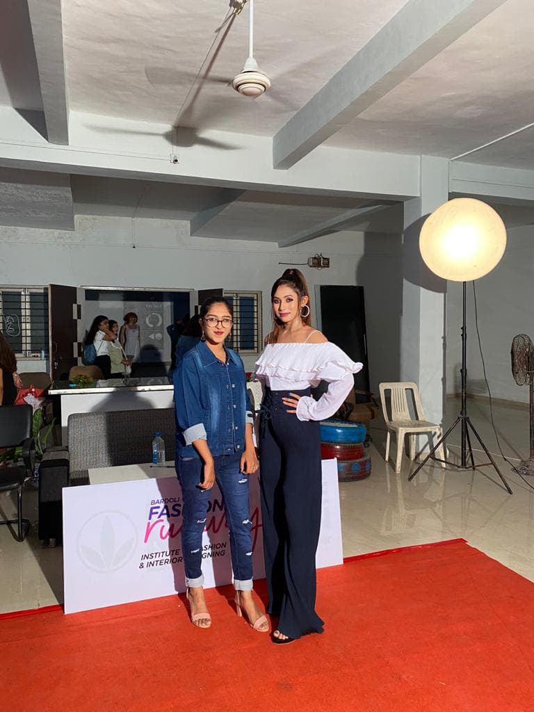 Professional makeup artist - Sheetal Prajapati