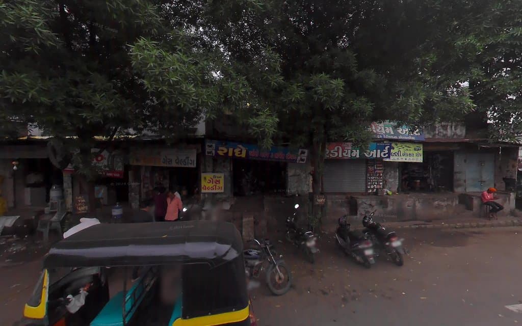 Radhe Auto Garage & Service