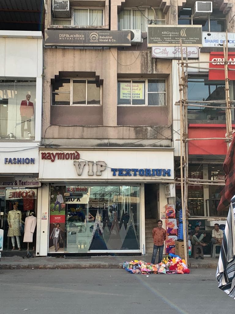 Raymond VIP Textorium