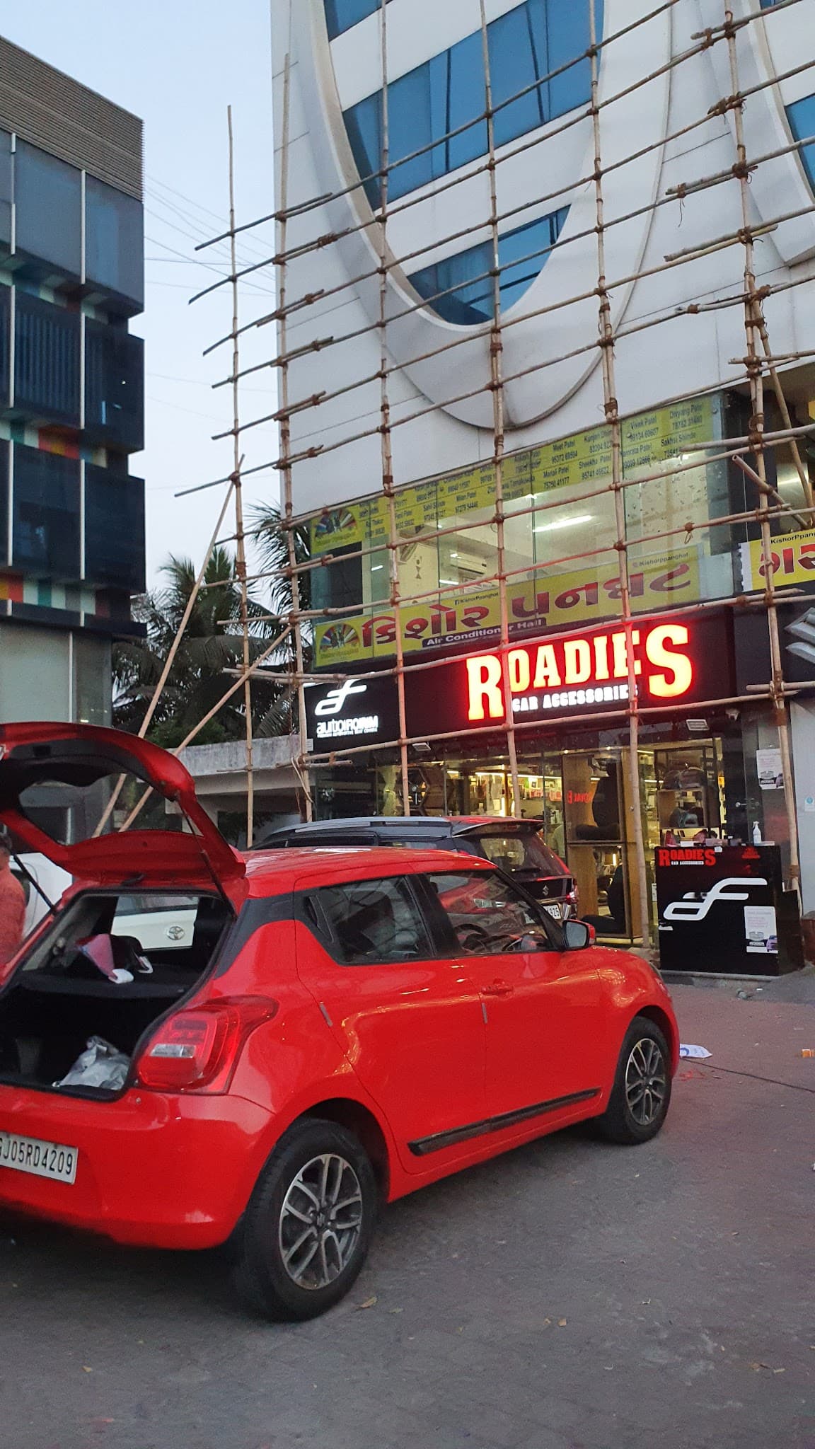 Roadies Car Accessories