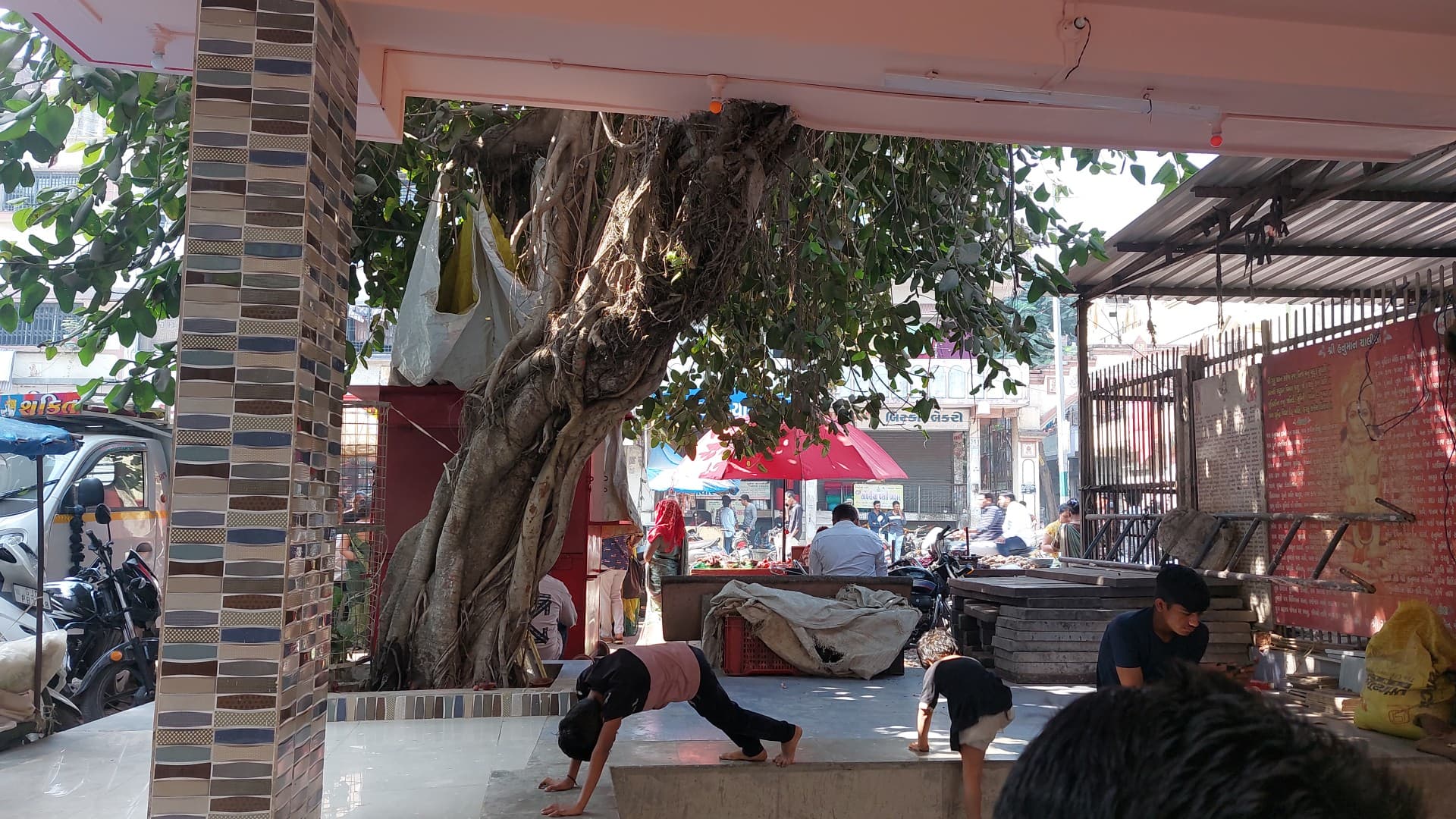 Rokadiya Hanumanji Mandir
