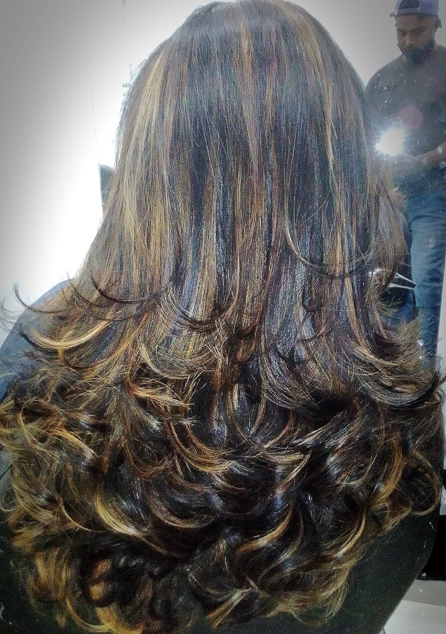 Roots Family Salon