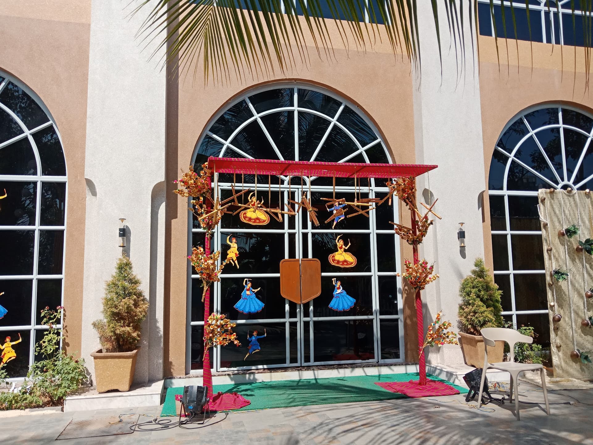 Royal Dine Restaurant & Banquet