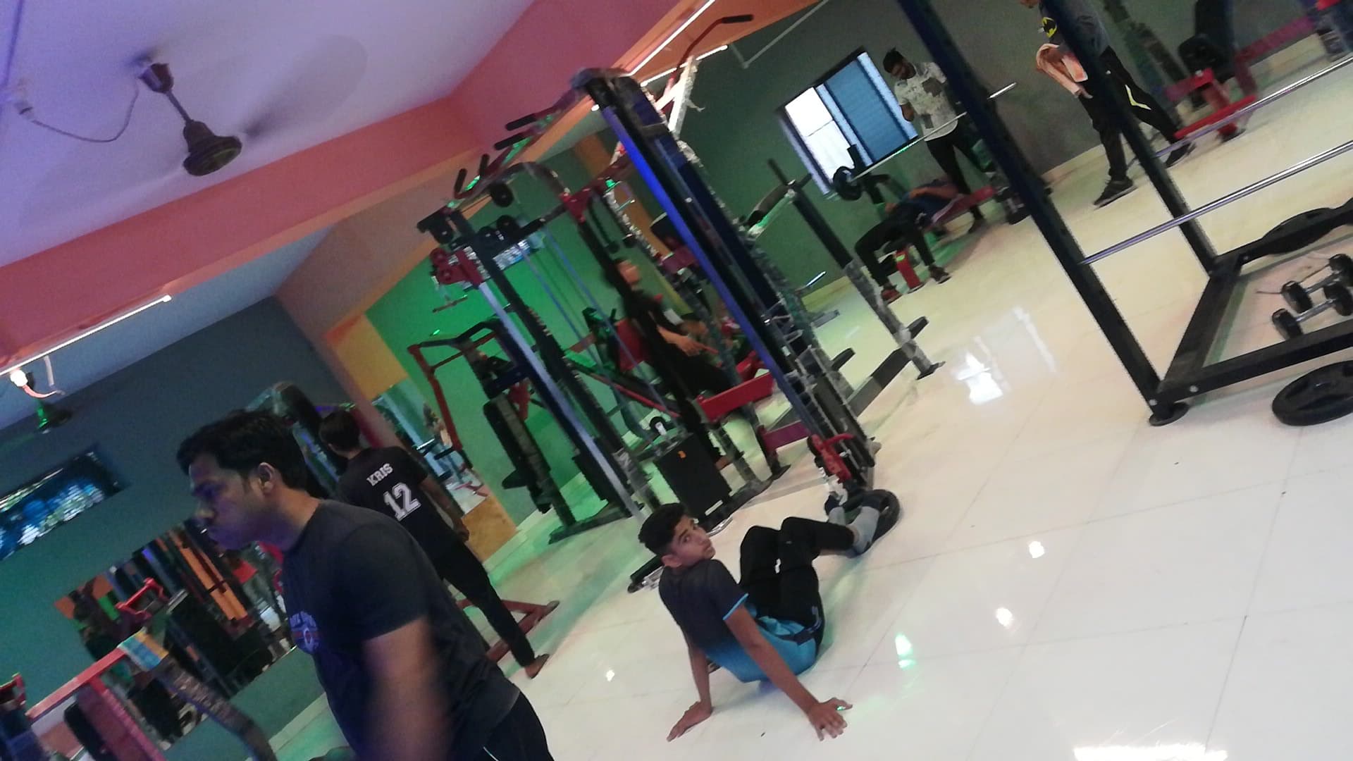 Royal King Fitness Club