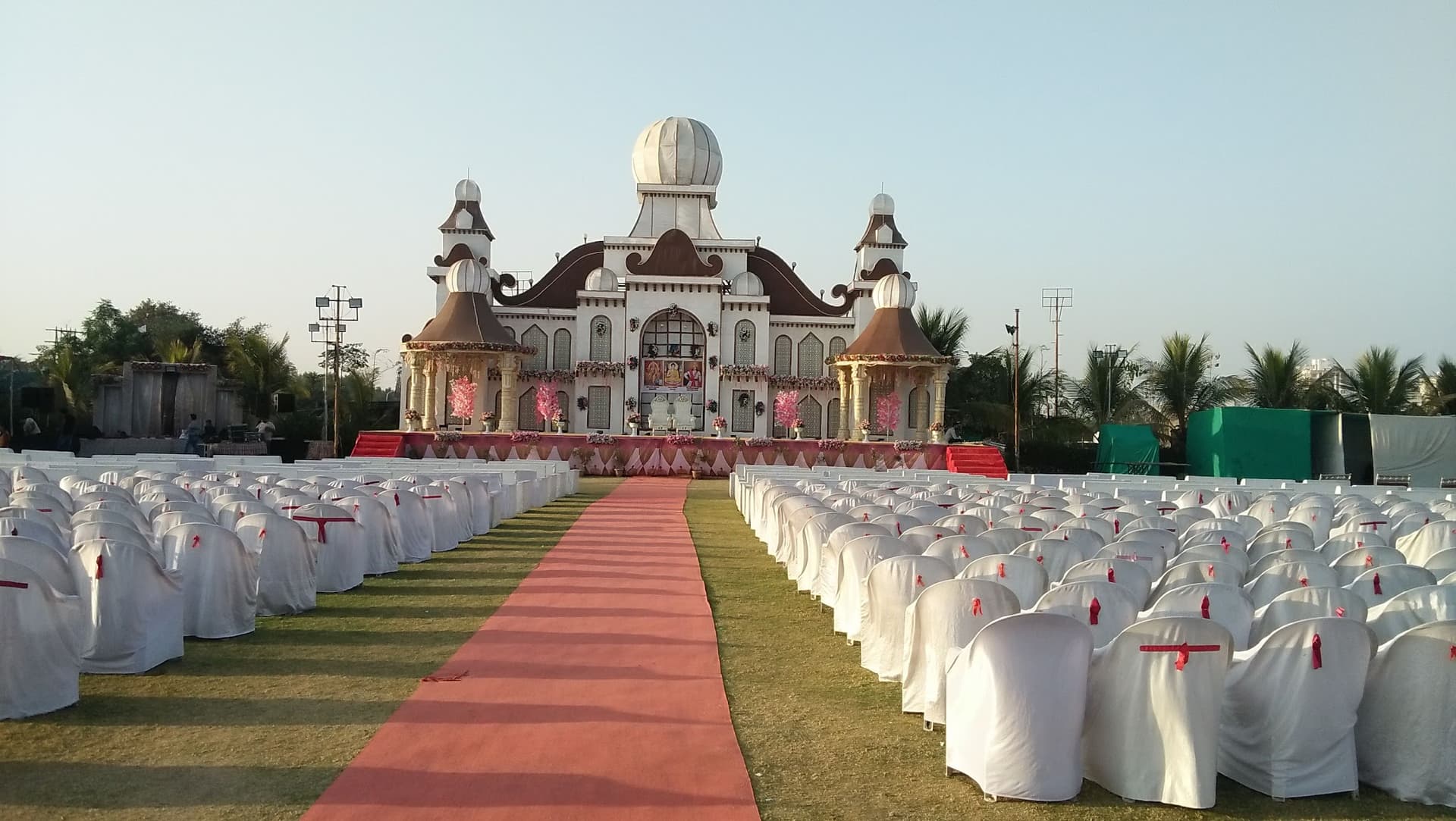 Royal Rivaj Party Lawns