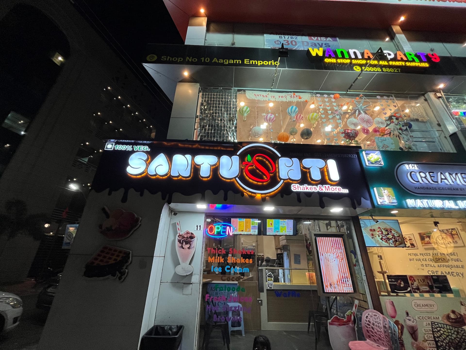 Santushti Shakes & More