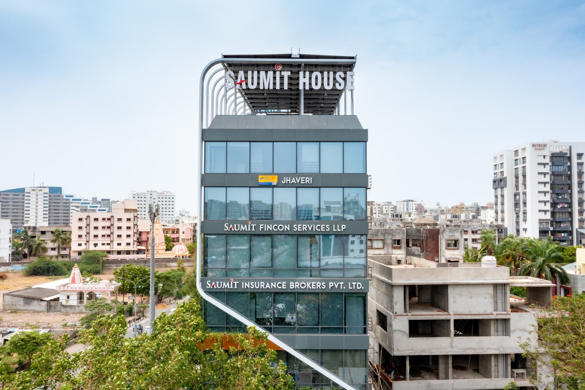 Saumit House