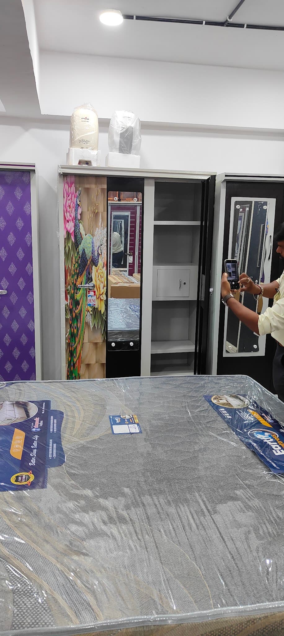 SHIVAM ELECTRONICS & FURNITURE