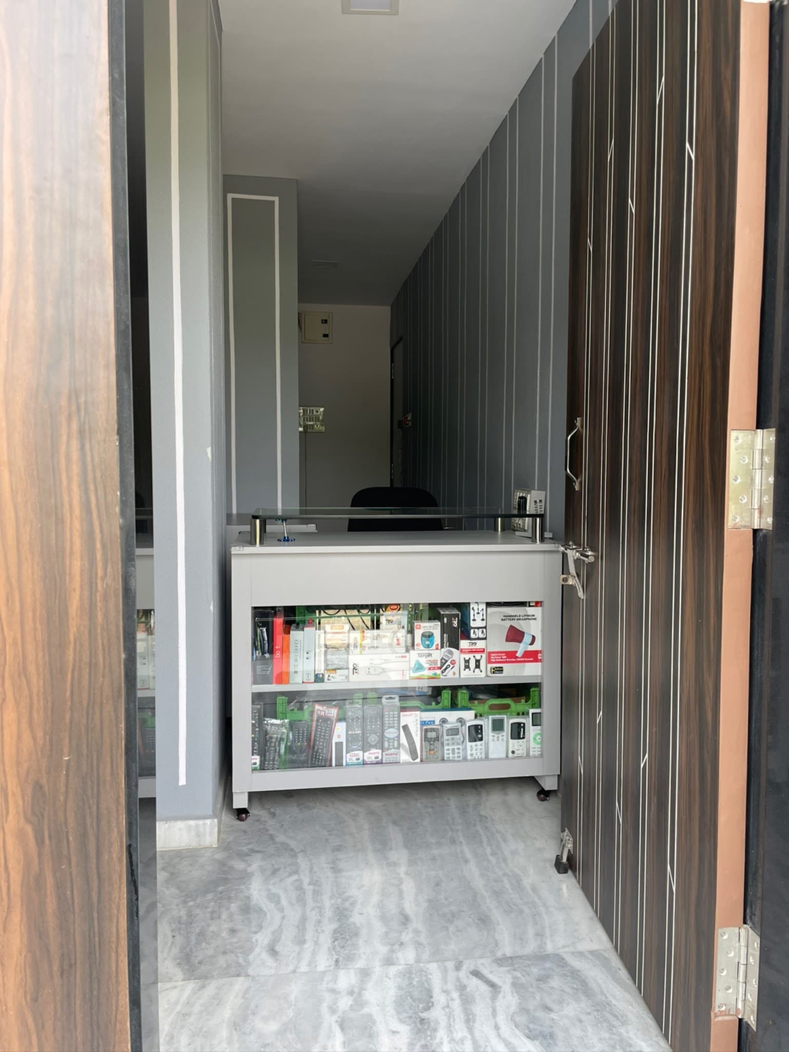 Shivam Remote & Mobile Accessories