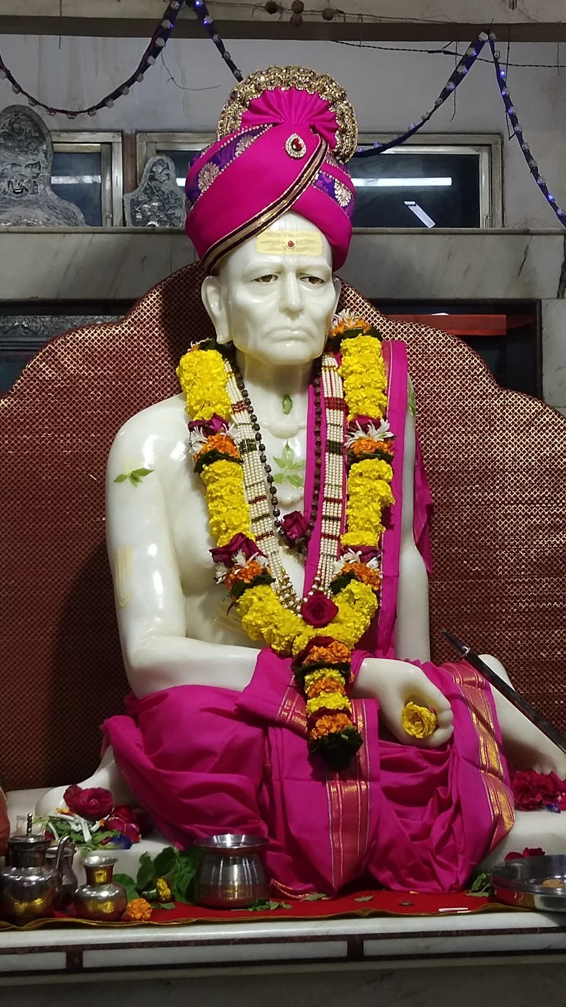 Shree Akkalkot Swami Samarth Maharaj Surat Math (Balkrishna Maharaj Sthapit)