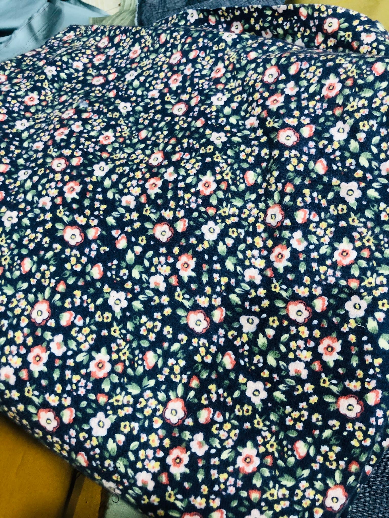 Shree Hari Clothes Store