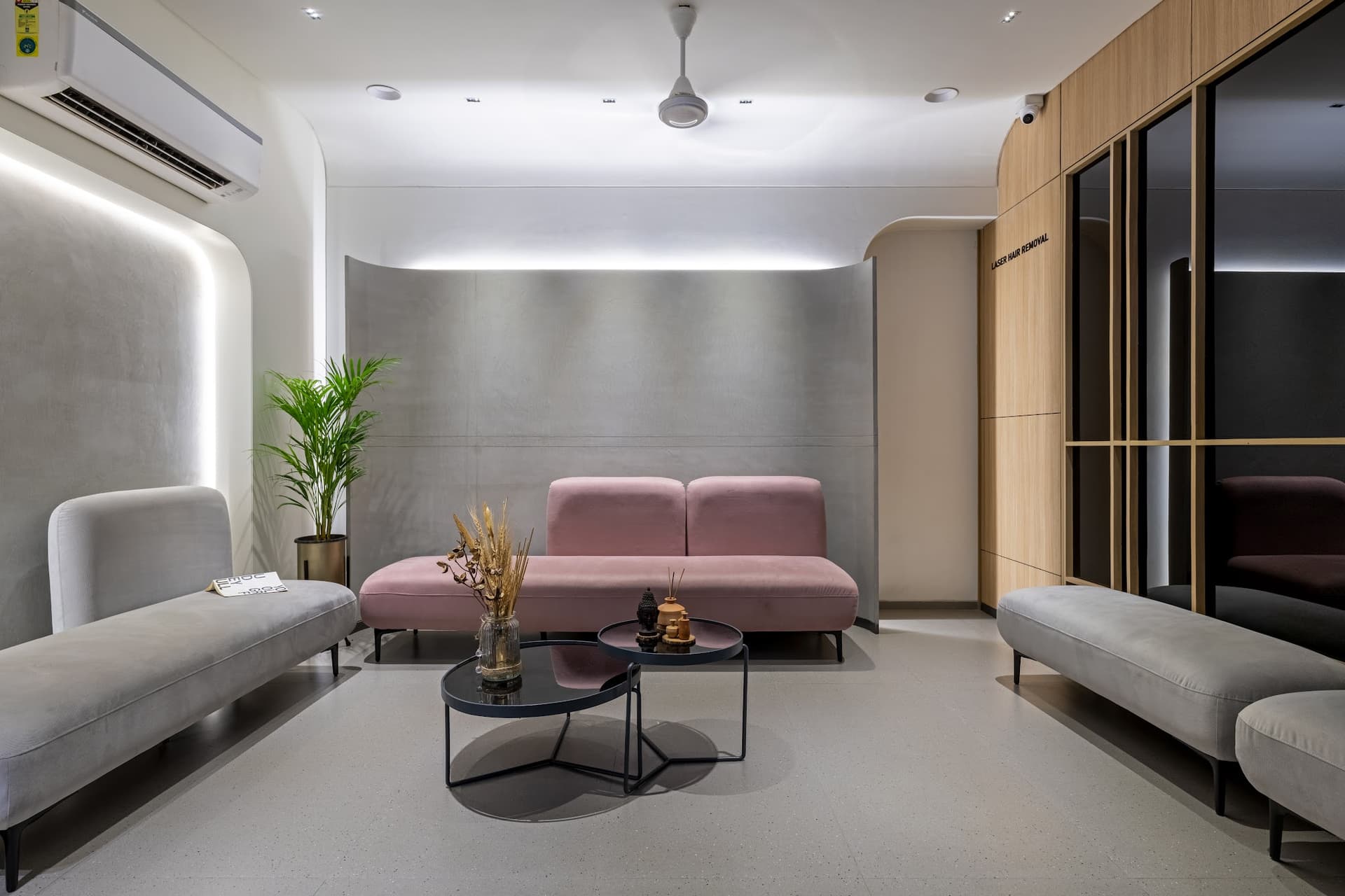 Shree Hari Skin & Hair Clinic - Best Hair Clinic / Best Skin & Hair Clinic / Best Skin Clinic in Surat