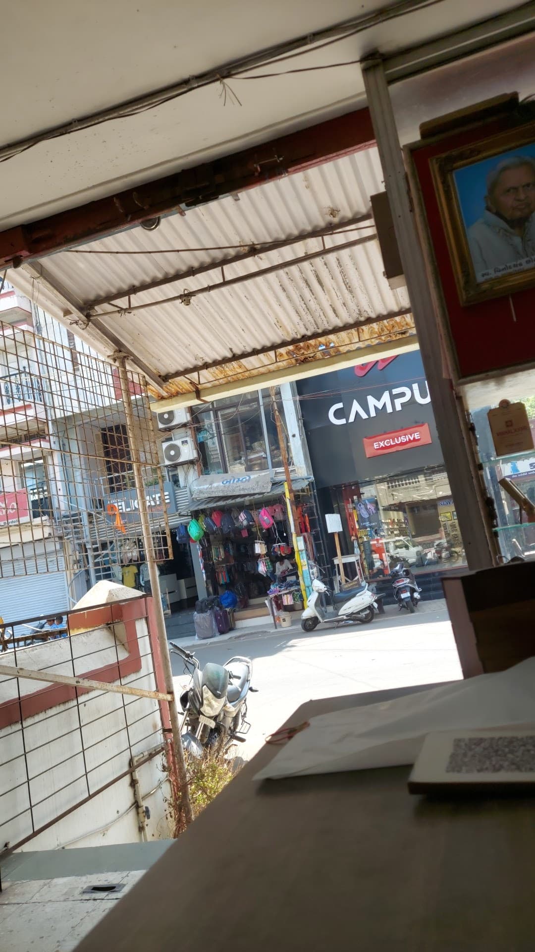 Shree Mahalaxmi Photo Framing