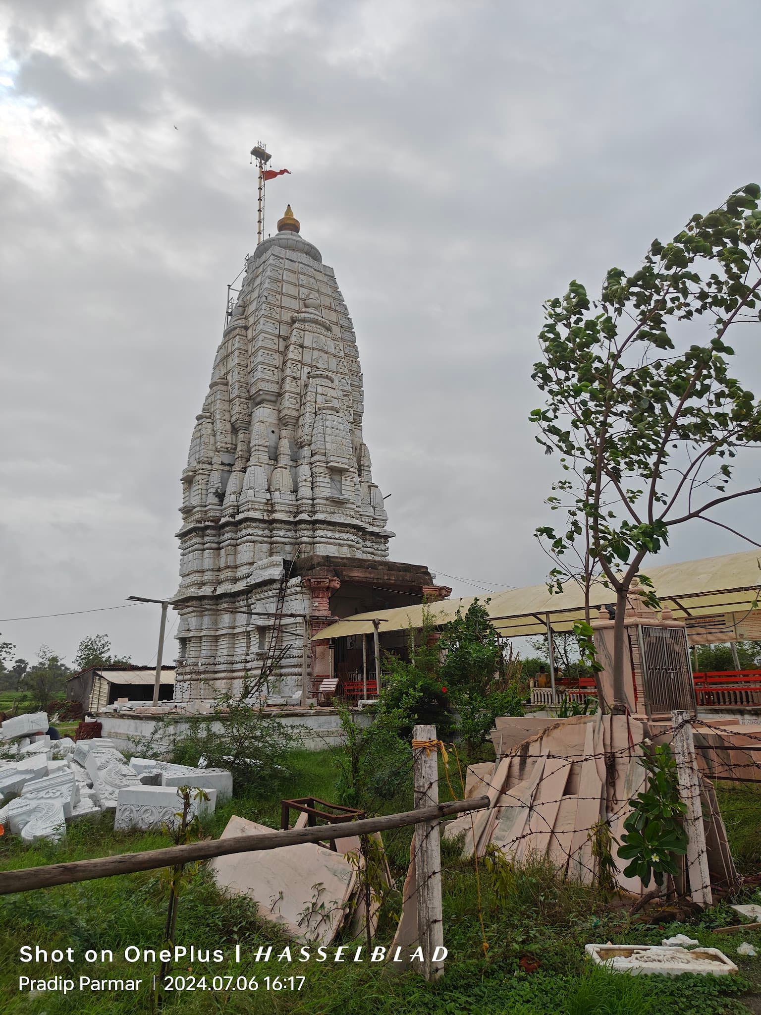 Shree Sheneshwar Mahadev Mandir