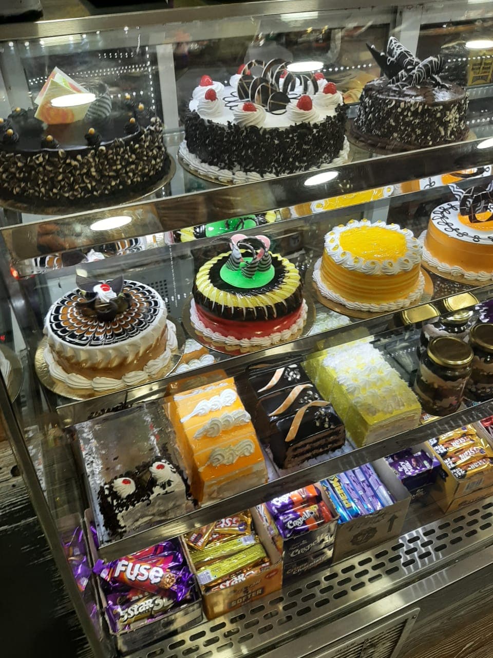 Signature Cake And Pastry