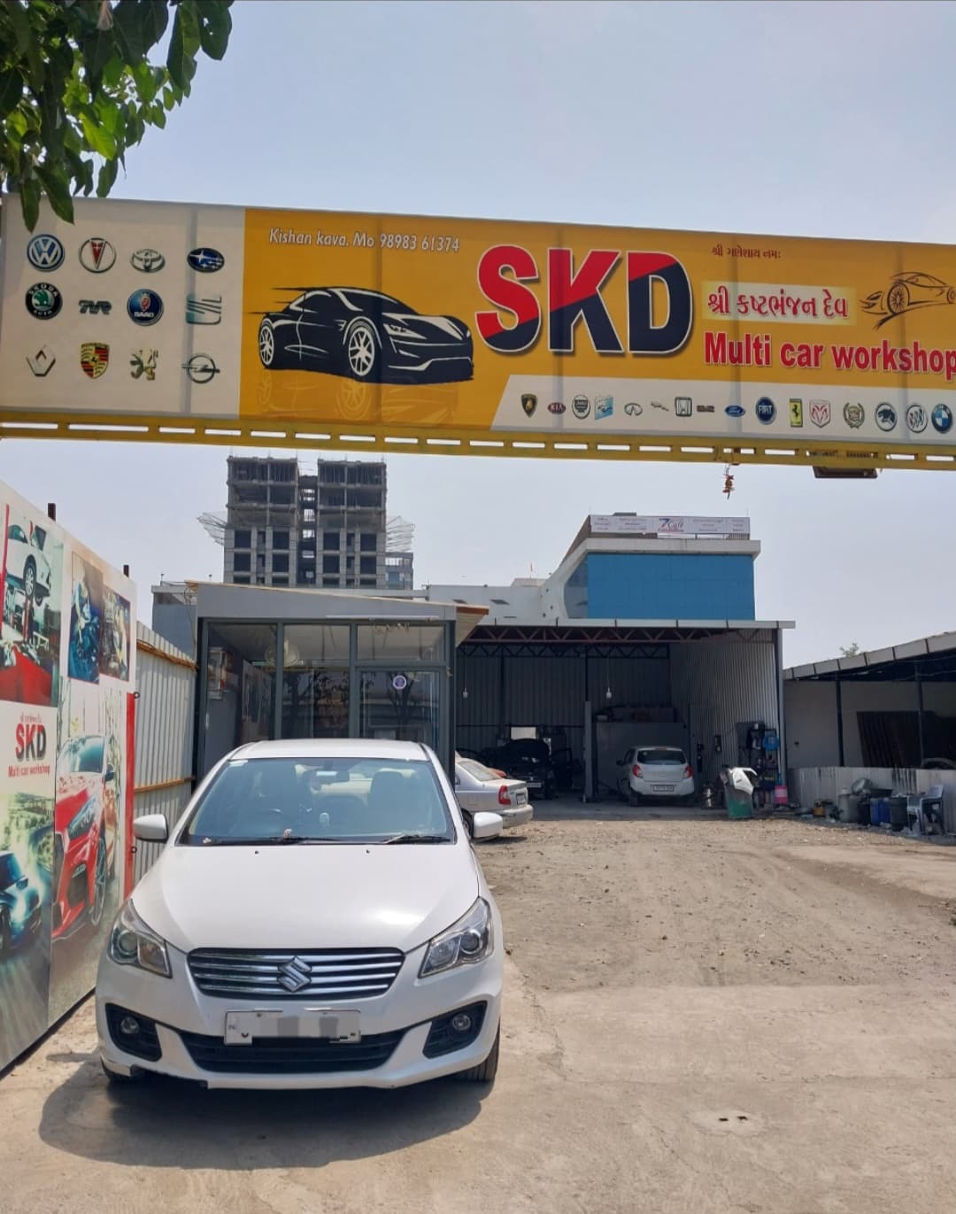 SKD multi car workshop