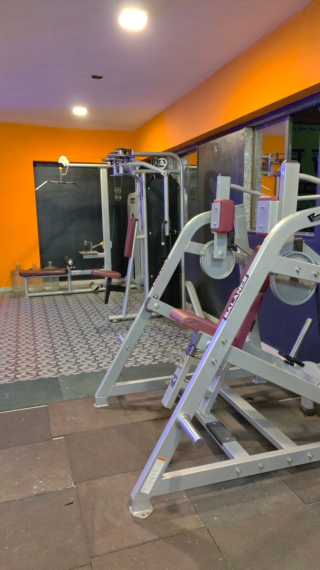 SKY FITNESS HUB (UNISEX GYM)