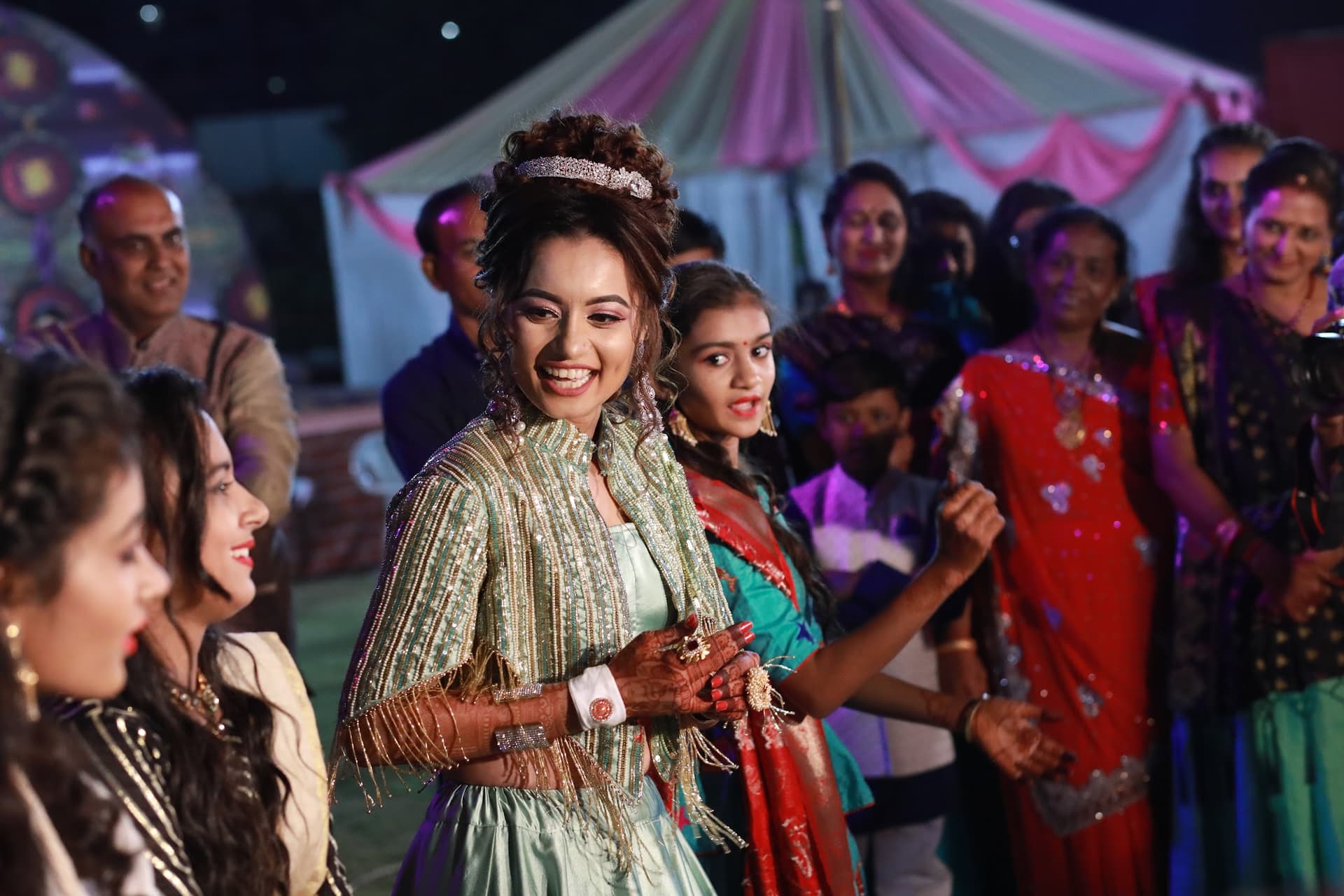 Smiley Clicking Mediaproduction