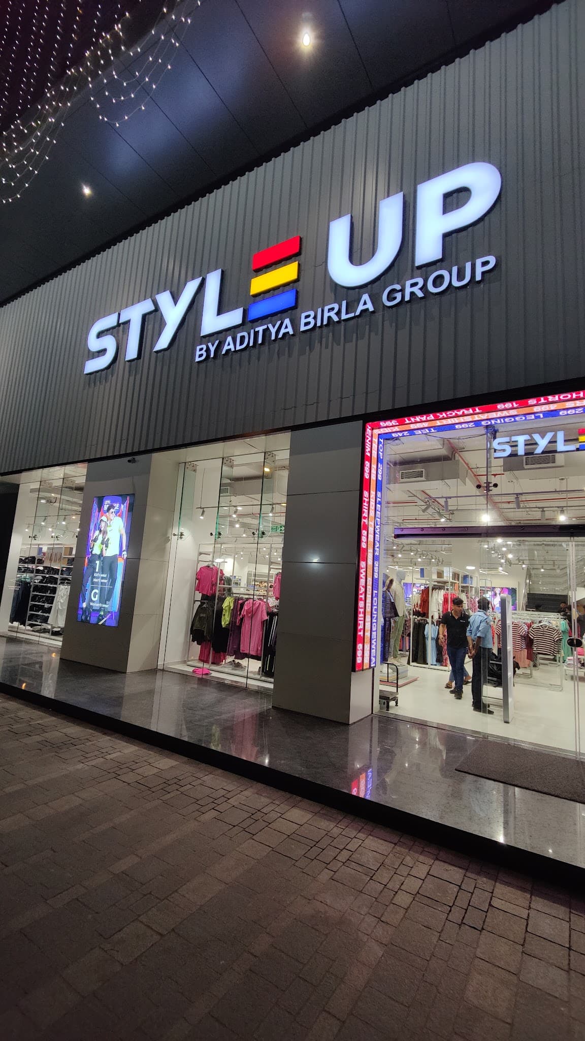 Style Up (Parvat Patiya Surat)